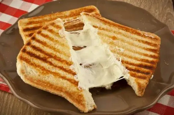 Kaşarlı Tost